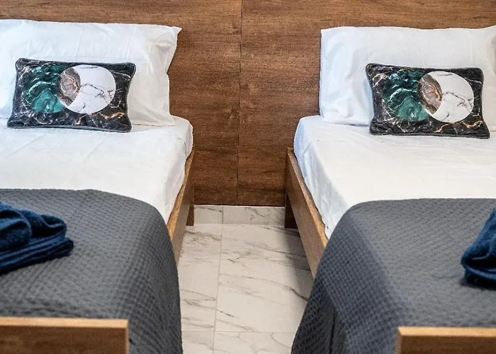 The Duo 홈스테이 Hamrun